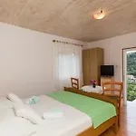 Appartamento Miskovic - With Balcony And Sea View East *