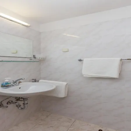 Miskovic - With Balcony And Sea View East *